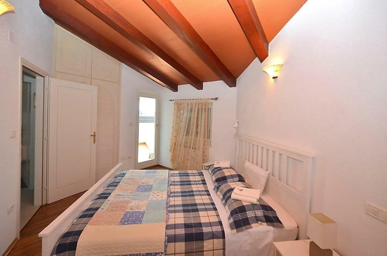 Holiday Home Sverko Novigrad Istria 0*,