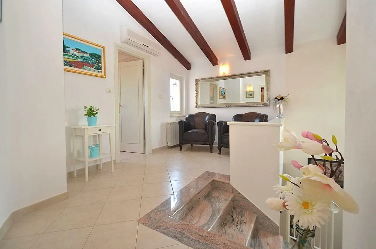 Holiday Home Sverko Novigrad Istria Kroatien